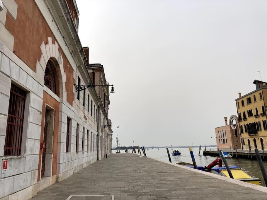 Appartamento Tre Archi Con Corte Privata Венеция Экстерьер фото