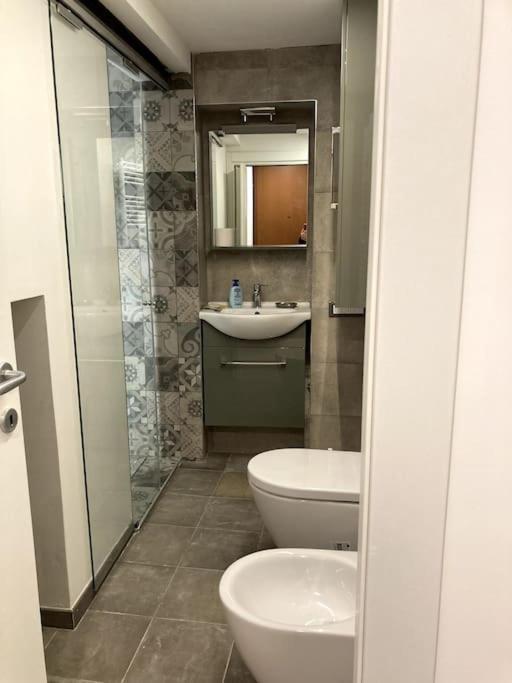 Appartamento Tre Archi Con Corte Privata Венеция Экстерьер фото